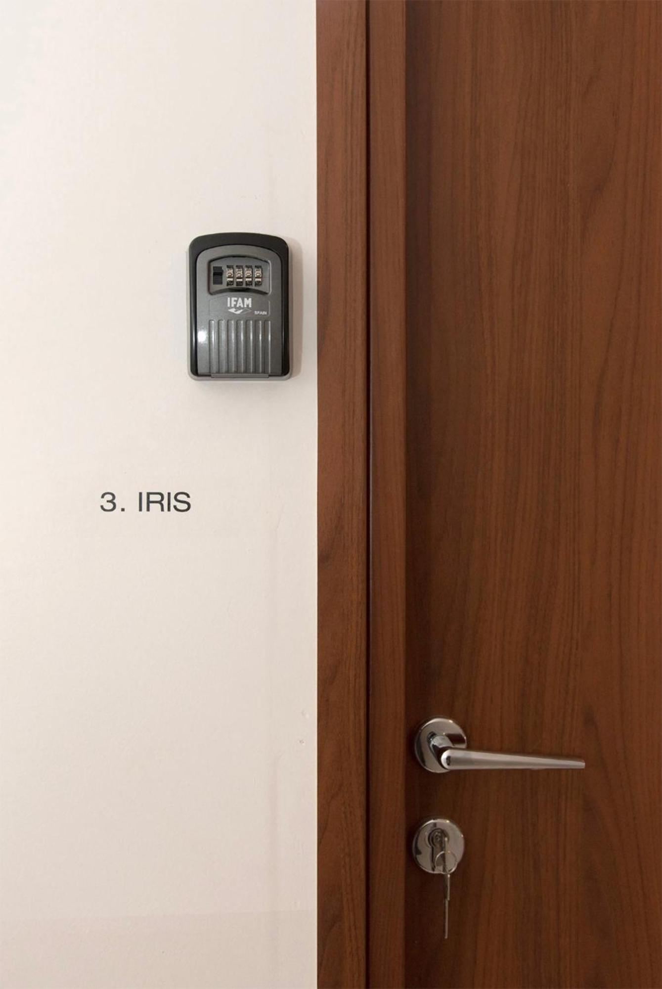 Am16 Suites เอเธนส์ ภายนอก รูปภาพ